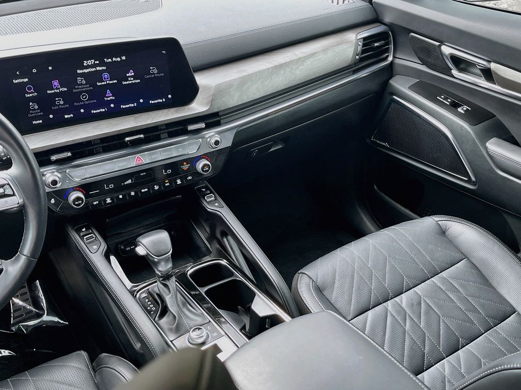Used 2025 Black Kia SX-Prestige X-Line image 25