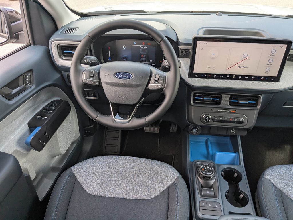 2025 Ford Maverick XLT