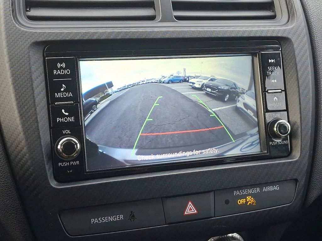 Thumbnail: 2023 Mitsubishi Outlander Sport - 18