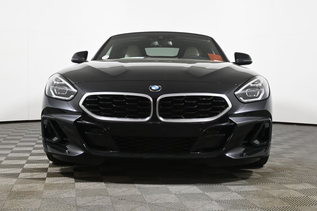 Thumbnail: 2026 BMW Z4 - 11