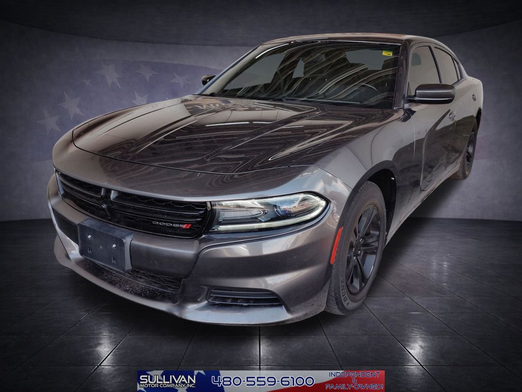  2018 Dodge Charger SXT RWD   