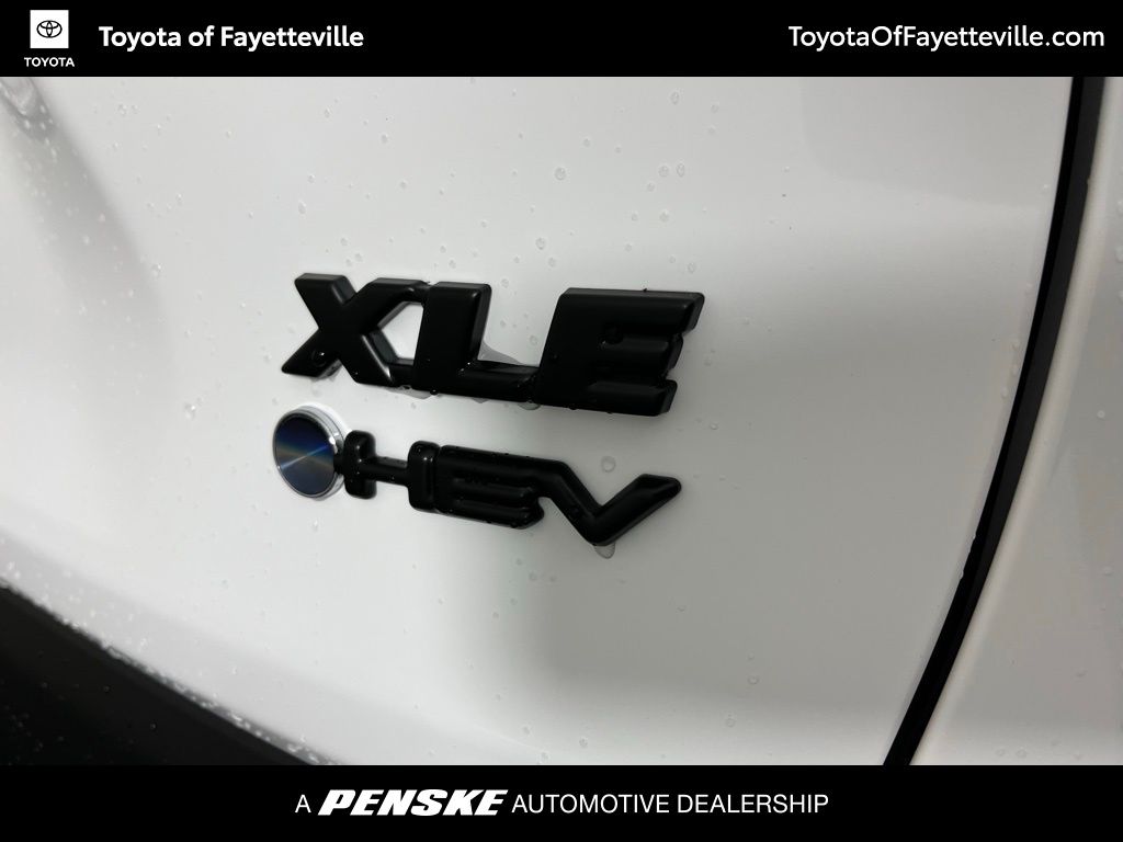 2025 Toyota RAV4 XLE 4