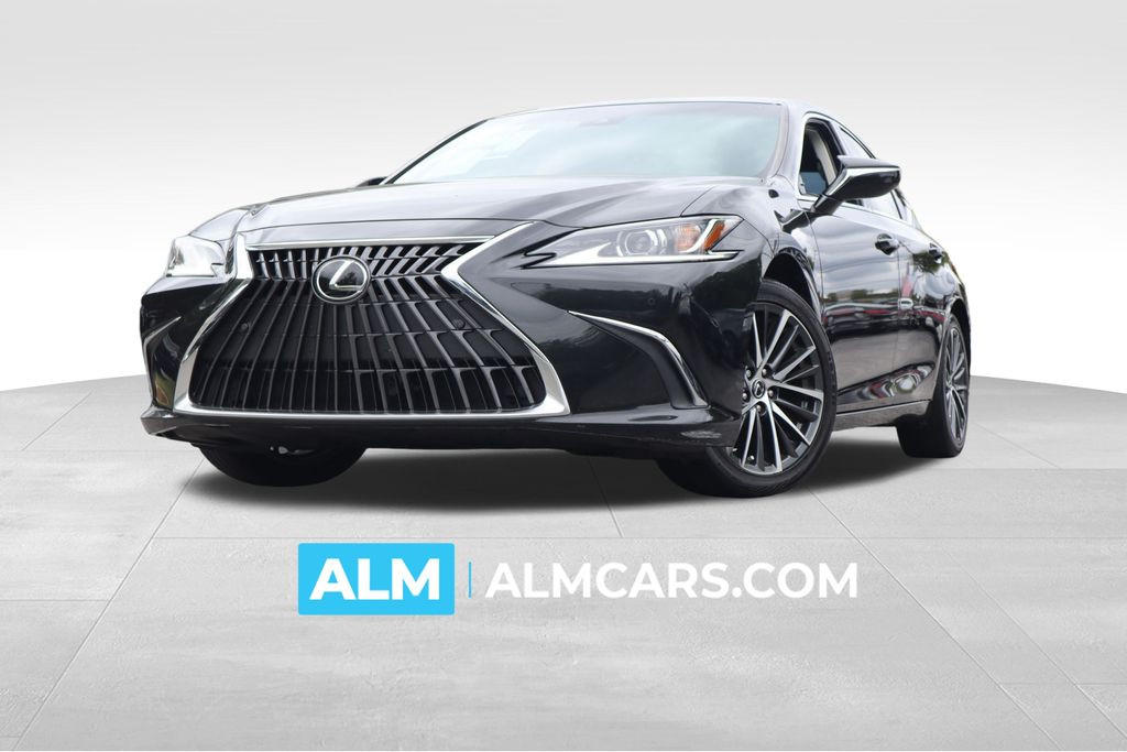 2023 Lexus ES Hybrid 300h's photo