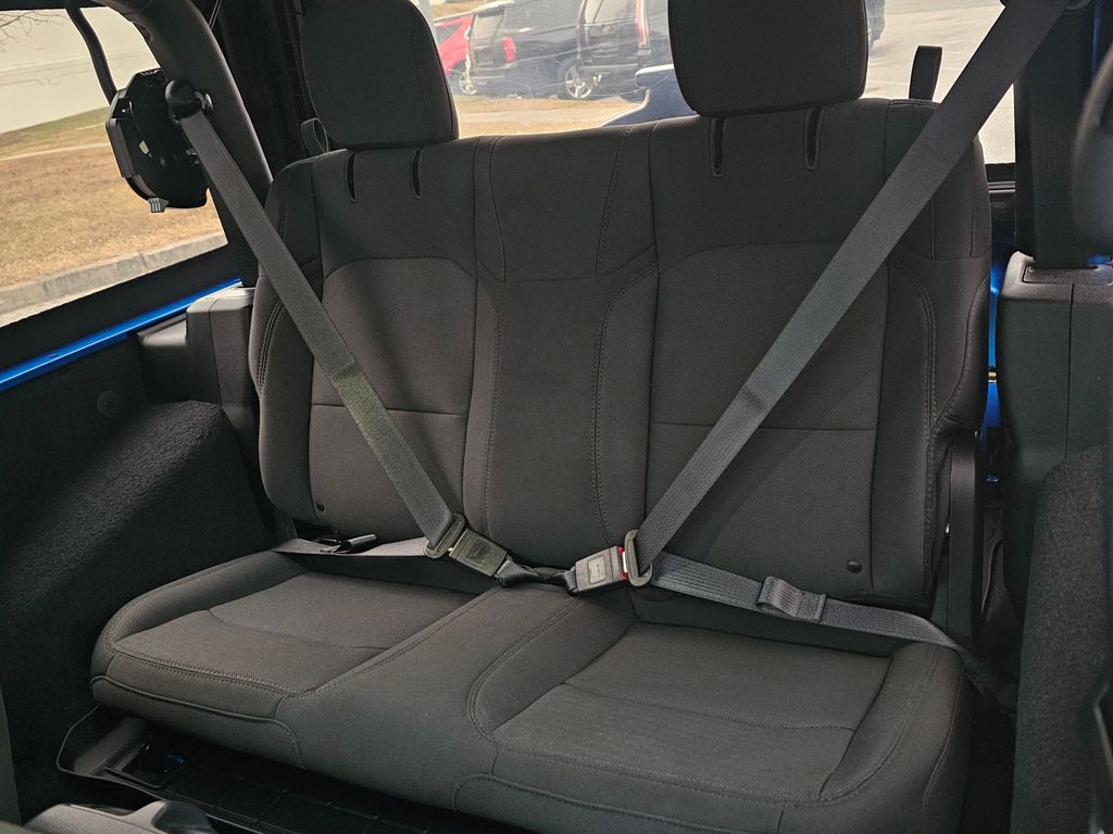 2021 Jeep Wrangler Sport S 4X4