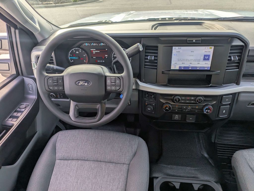 2027 Ford F-250 Super Duty XL