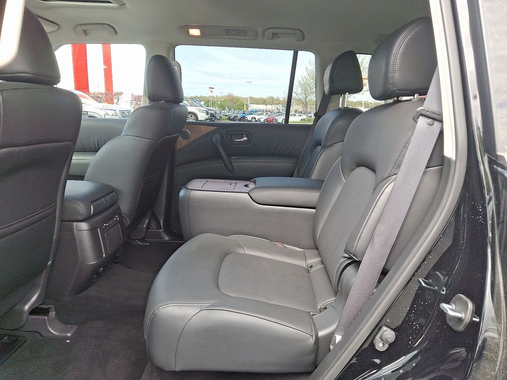 2024 Nissan Armada SL 10