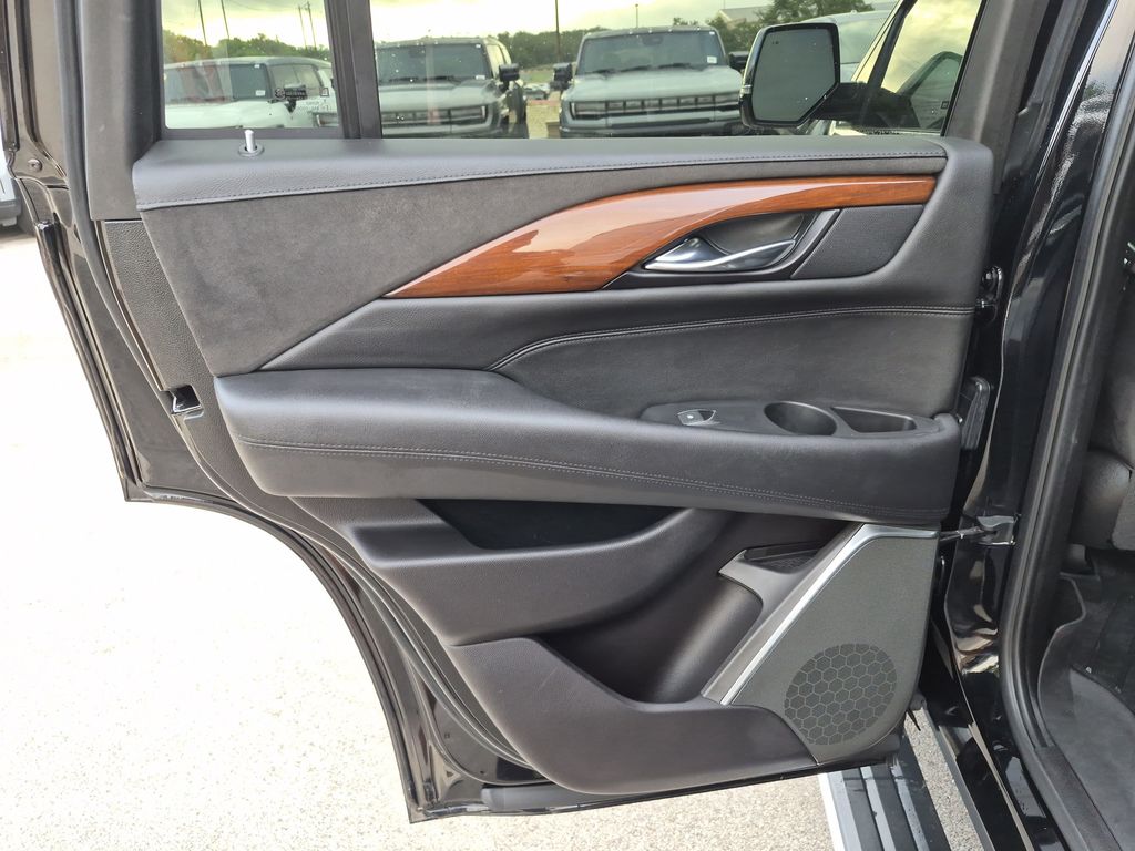 Used Car 2020 Cadillac Escalade  Premium Luxury For Sale Under $35,000 In Austin, Texas