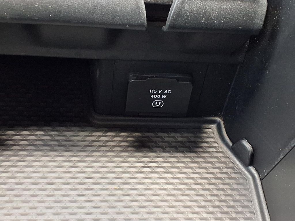 2021 Ram 1500 Big Horn/Lone Star White at AutoSavvy Houston Southwest
