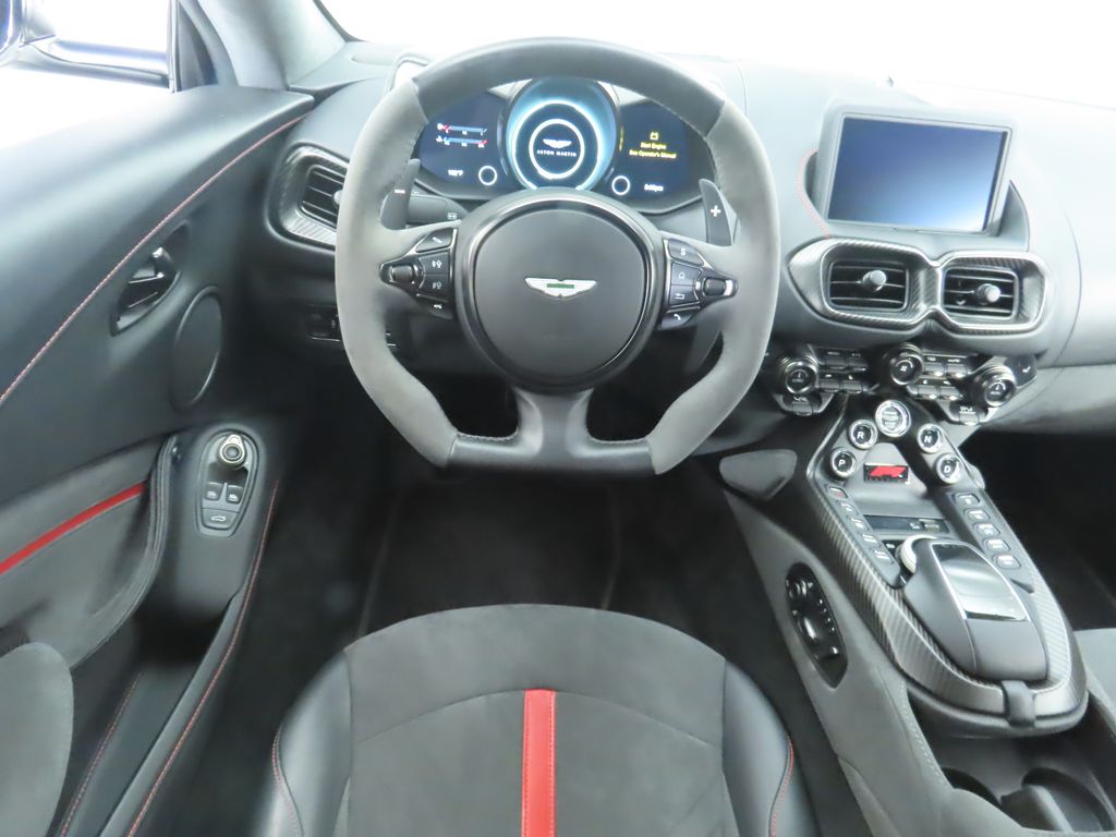 2023 Aston Martin Vantage F1 Edition 10