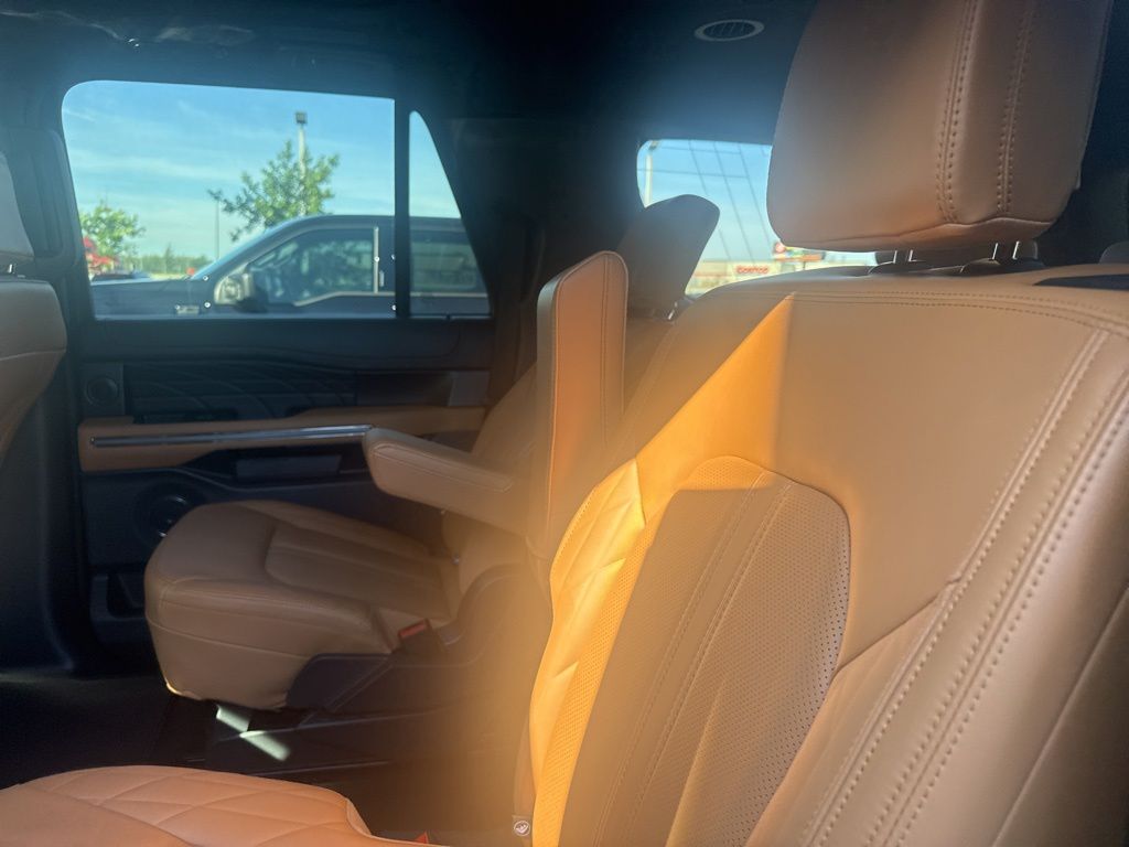 2023 Ford Expedition Platinum MAX