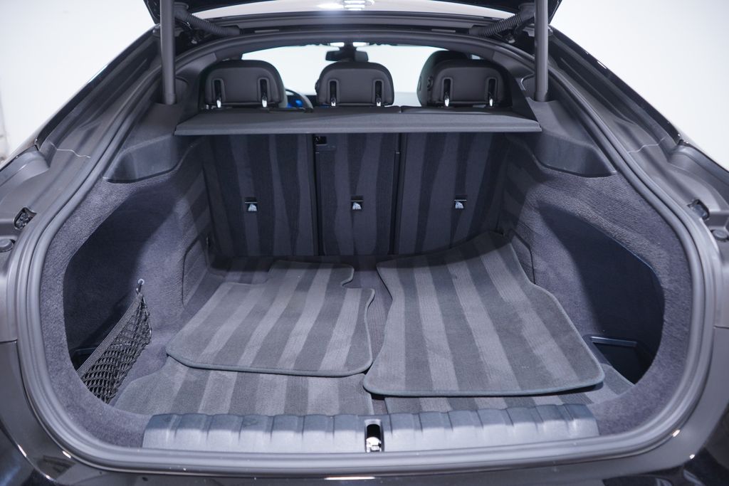 Thumbnail: 2023 BMW i4 - 23