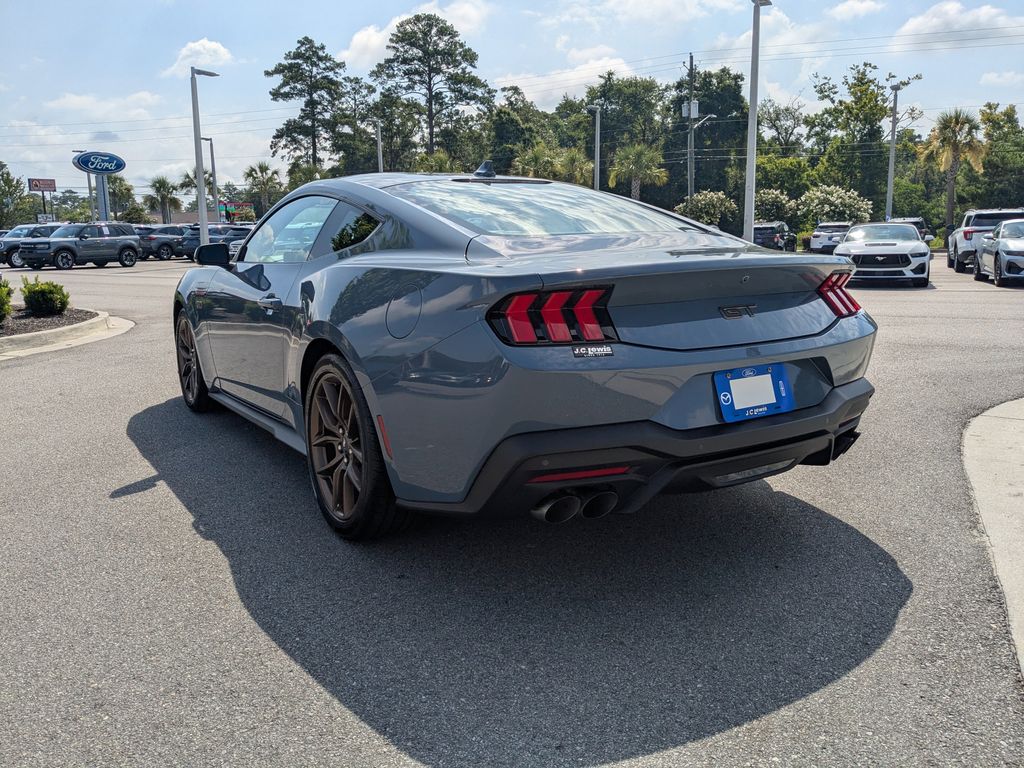 2025 Ford Mustang GT Premium Fastback