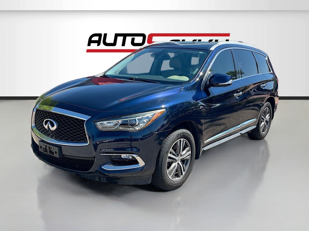 Used 2019 Blue INFINITI LUXE image 3