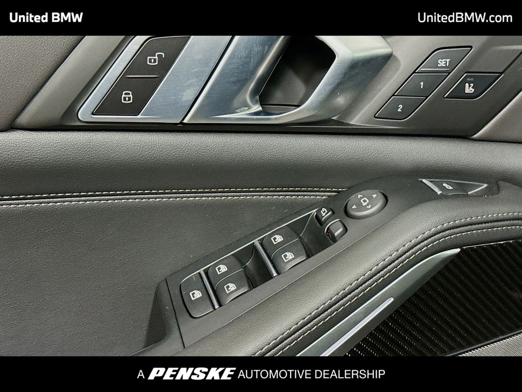 Thumbnail: 2026 BMW X5 - 3