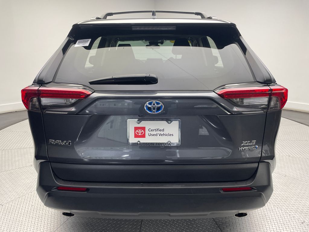 2024 Toyota RAV4 XLE 6