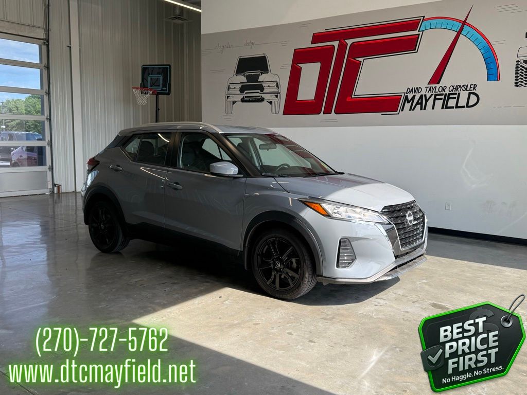 Boulder Gray Pearl 2023 Nissan Kicks SV FWD SUV / Crossover Front-Wheel Drive Continuously Variable Transmission