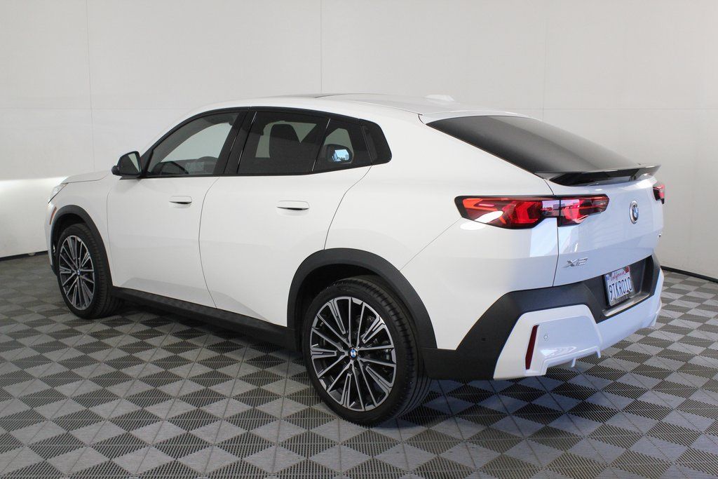 Thumbnail: 2025 BMW X2 - 6