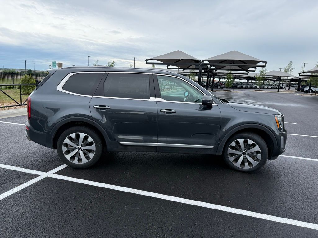 Thumbnail: 2021 Kia Telluride - 4
