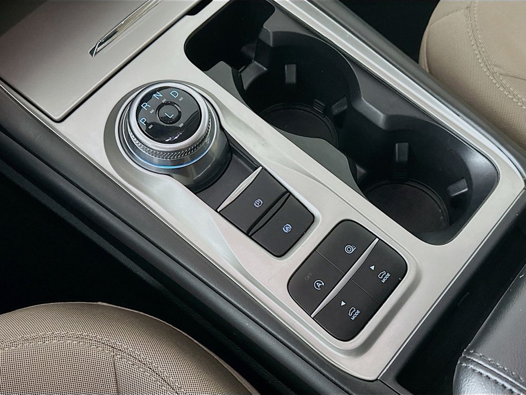 Used 2023 Gray Ford XLT image 16