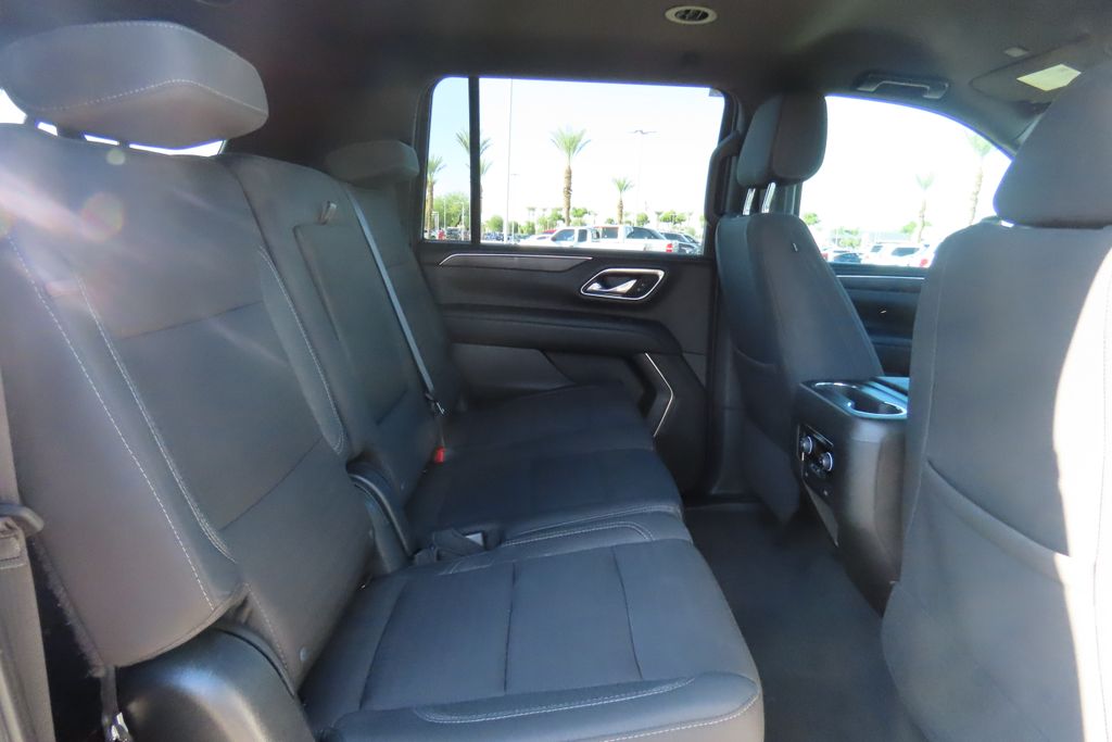 Thumbnail: 2023 Chevrolet Suburban - 21