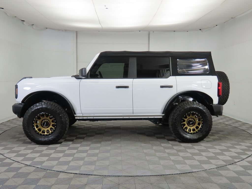 Thumbnail: 2021 Ford Bronco - 8