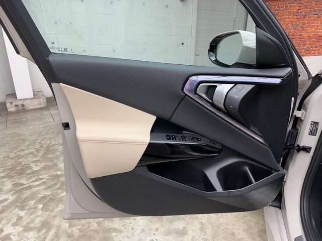 Used 2026 Beige BMW 30 xDrive image 10