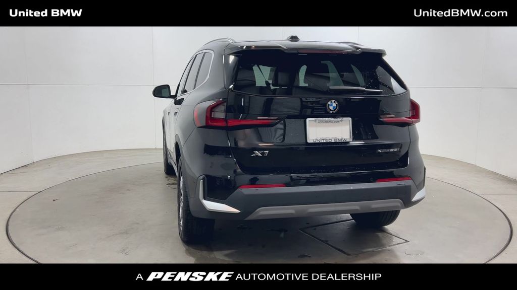 Thumbnail: 2023 BMW X1 - 7