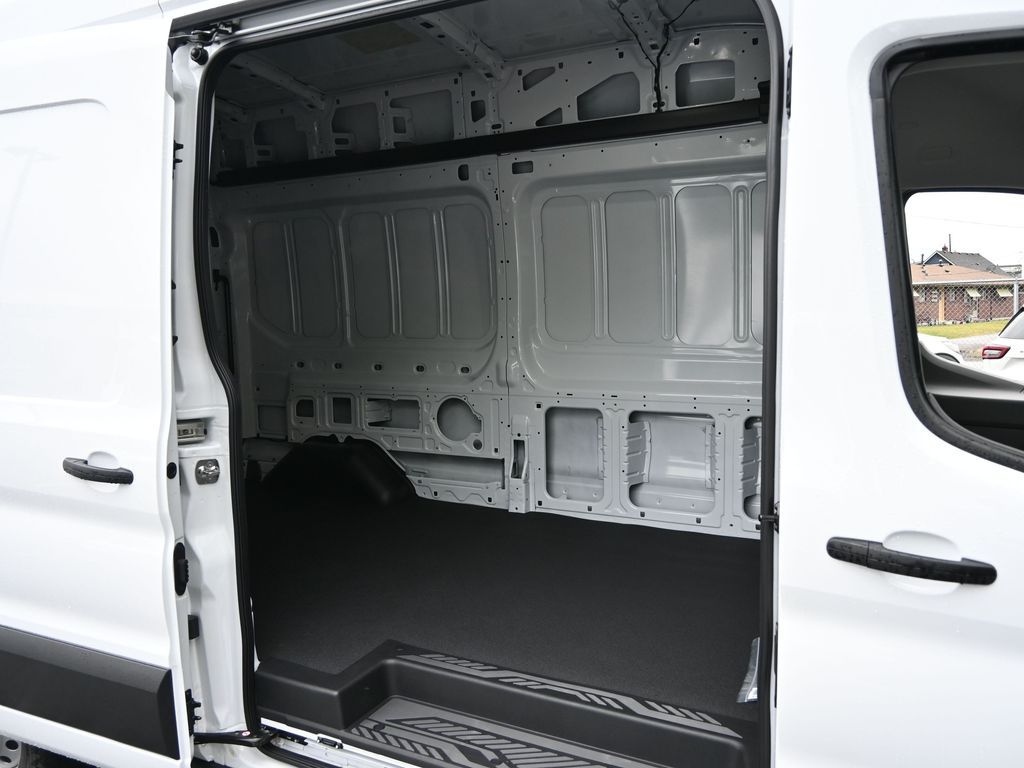 2025 Ford Transit 350