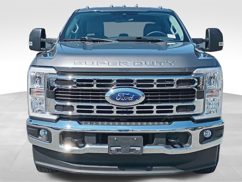 2024 Ford F-350 Super Duty XLT
