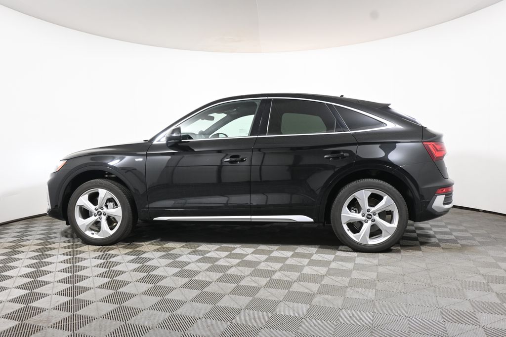 Thumbnail: 2023 Audi Q5 - 2