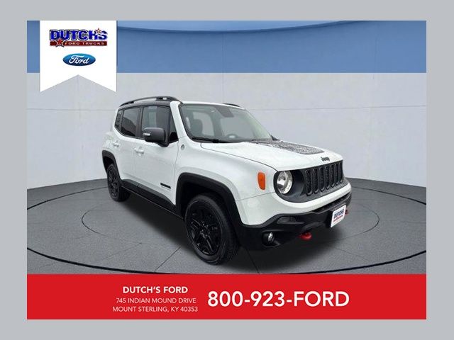 Alpine White 2017 Jeep Renegade Deserthawk 4WD SUV / Crossover Four-Wheel Drive 9-Speed Automatic
