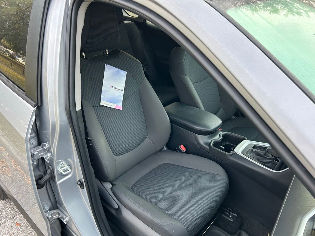 Thumbnail: 2024 Toyota RAV4 - 15