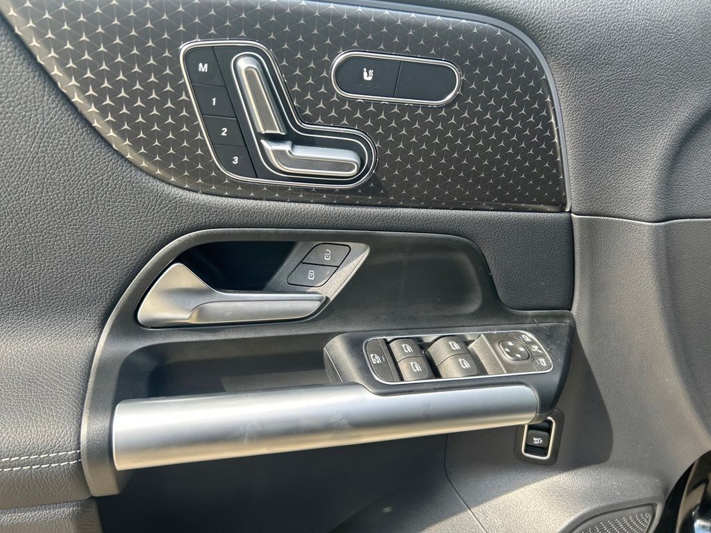 2025 Mercedes-Benz GLA GLA 250 - 11