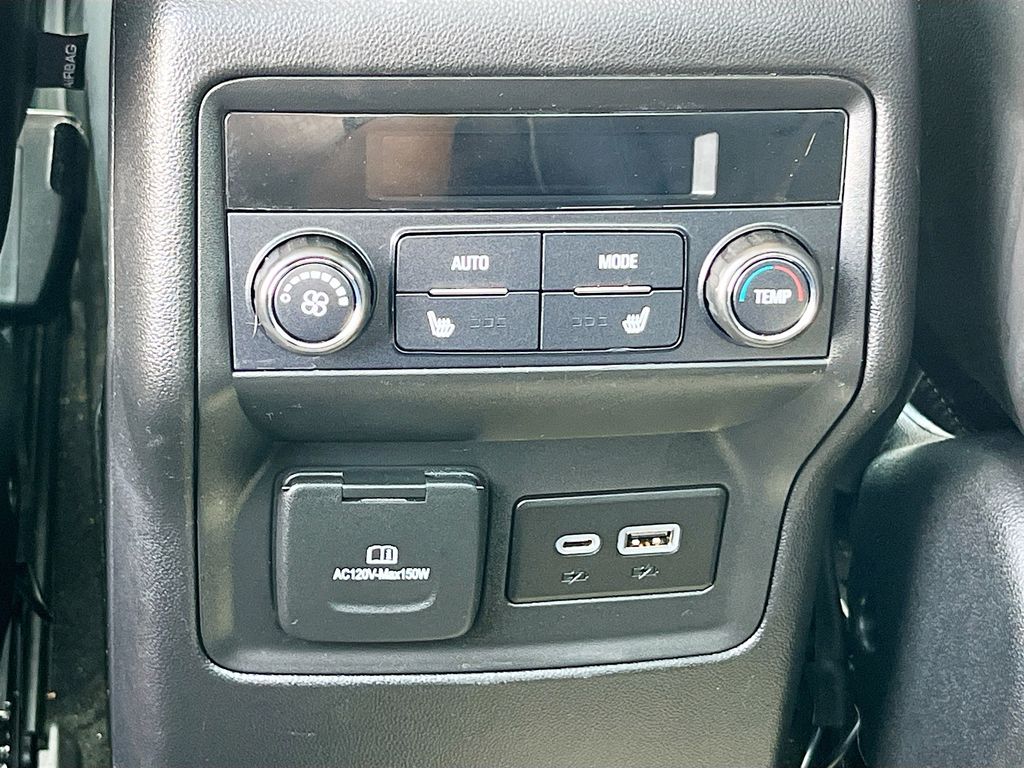 Used 2022 Black GMC Denali image 27