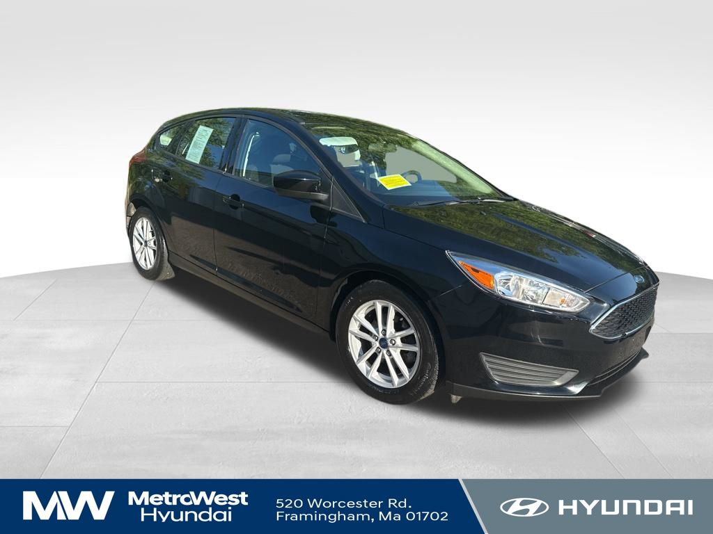 Shadow Black 2018 Ford Focus SE Hatchback Hatchback Front-Wheel Drive 6-Speed Automatic