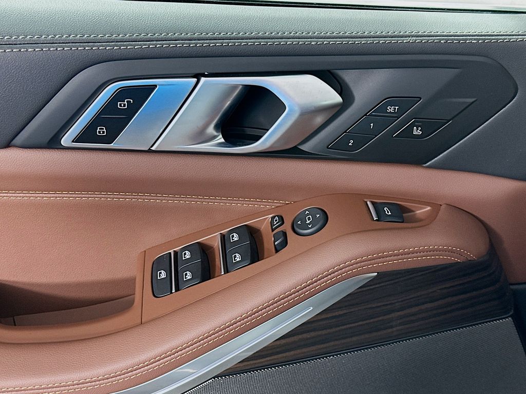 Thumbnail: 2026 BMW X5 - 20