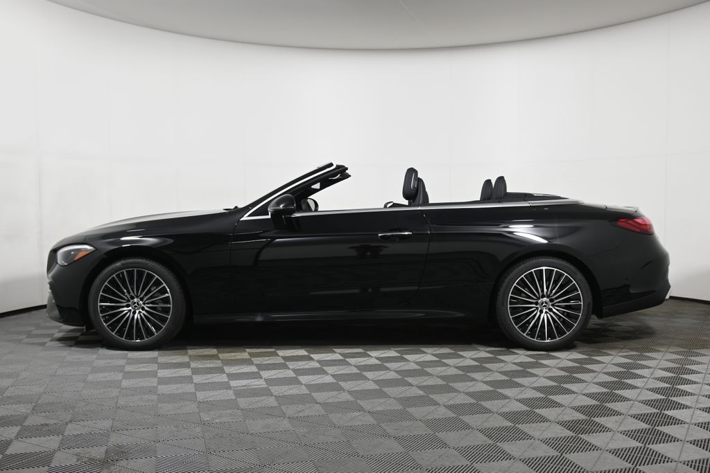 Thumbnail: 2026 Mercedes-Benz CLE - 8