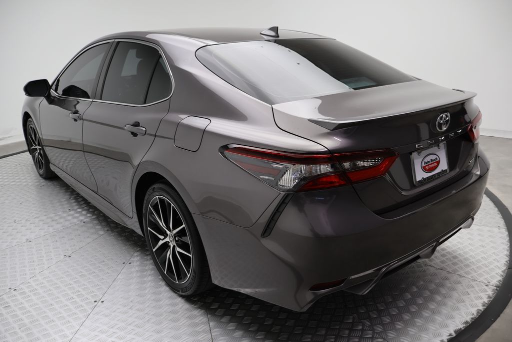 Thumbnail: 2023 Toyota Camry - 11