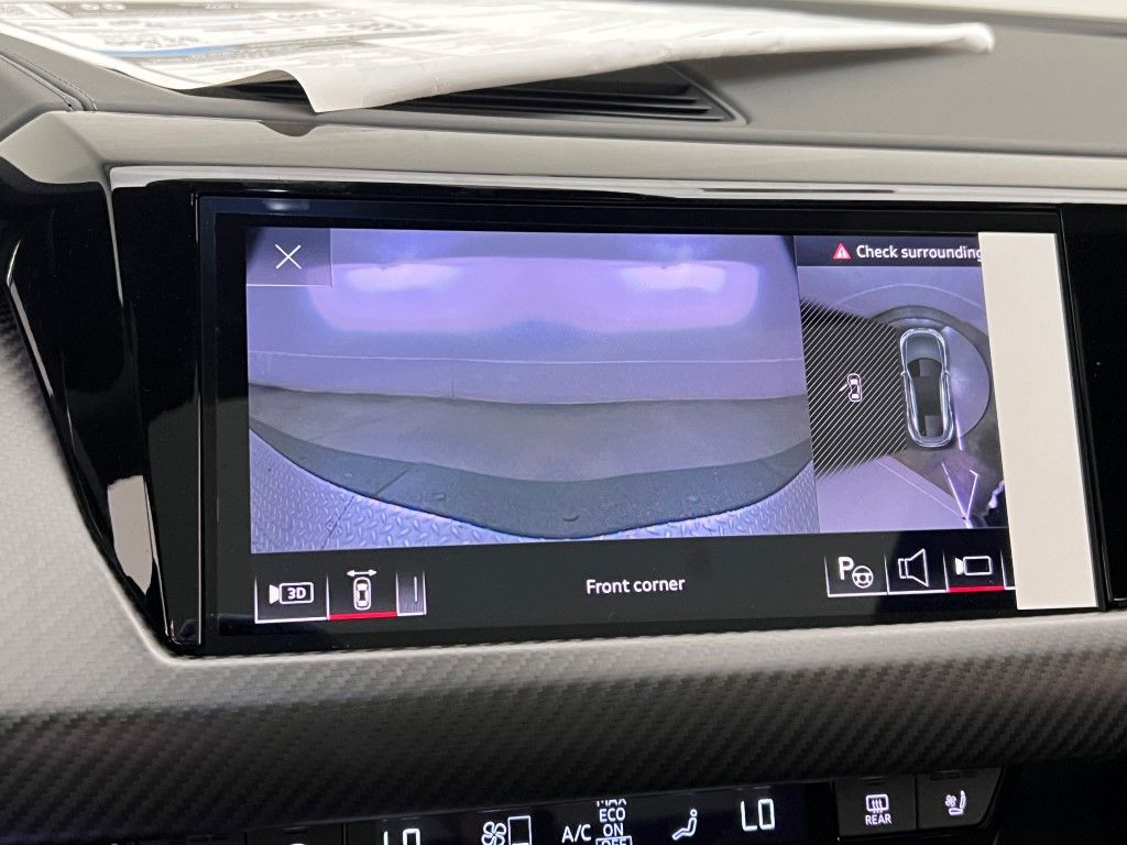 Thumbnail: 2026 Audi e-tron GT - 23