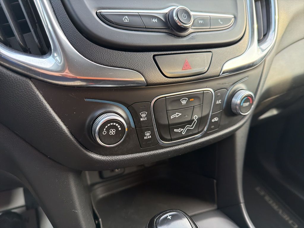 Thumbnail: 2018 Chevrolet Equinox - 31