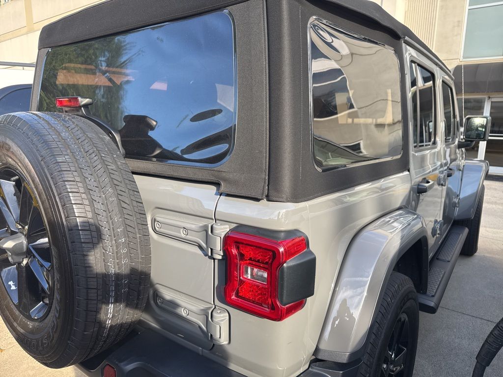 Thumbnail: 2020 Jeep Wrangler - 4