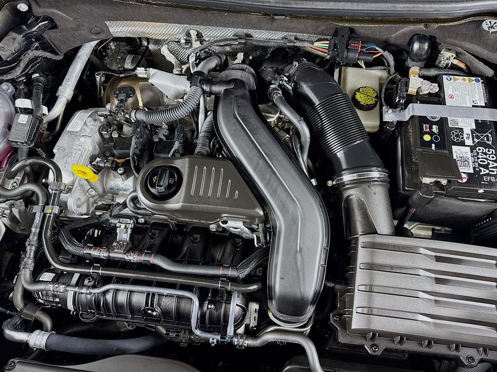 Used Car 2025 Volkswagen Taos  1.5t Se For Sale Under $25,000 In Austin, Texas