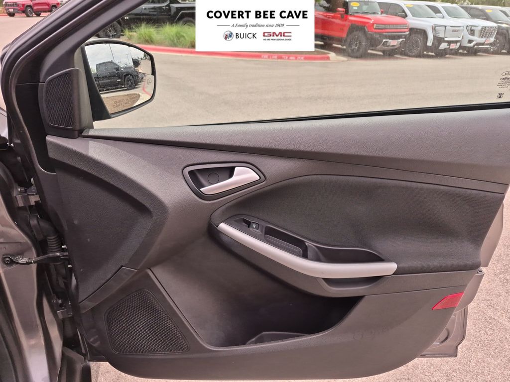 Used Car 2013 Ford Focus  Se For Sale Under $10,000 In Austin, Texas