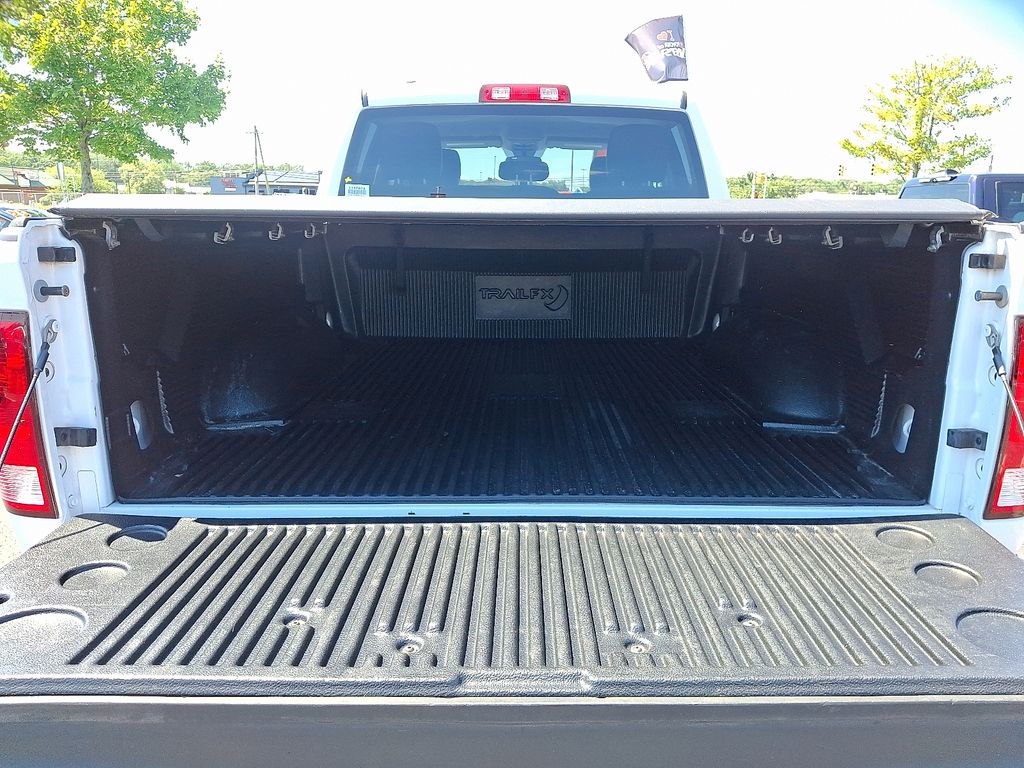 Thumbnail: 2021 RAM 1500 Classic - 29