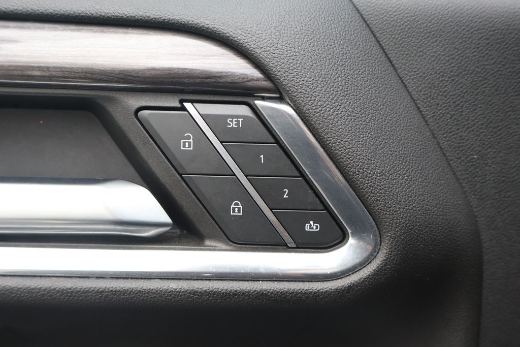 Thumbnail: 2024 Chevrolet Silverado 2500 - 16