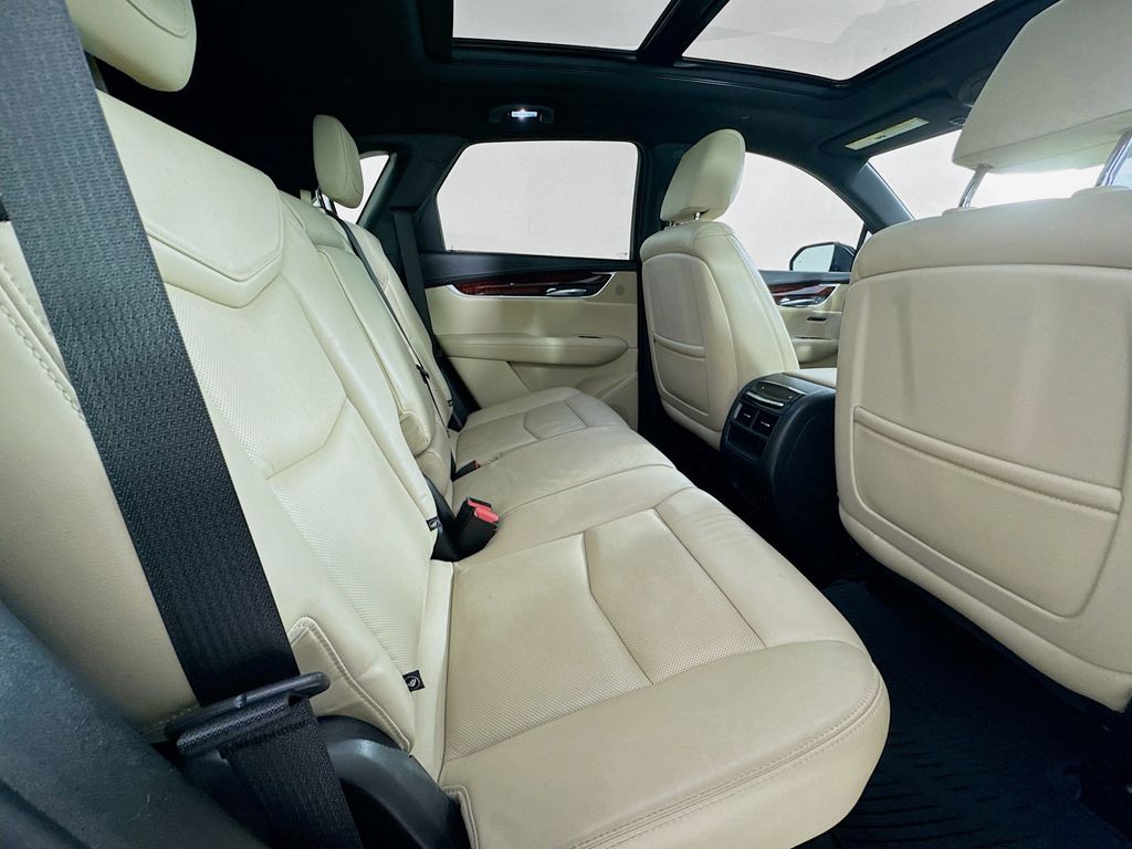 Used Car 2018 Cadillac Xt5  Premium Luxury For Sale Under $20,000 In Austin, Texas