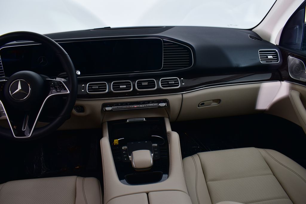 Thumbnail: 2024 Mercedes-Benz GLE - 18