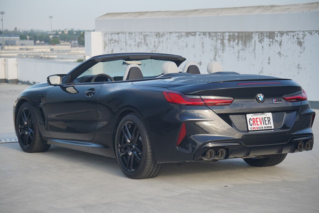 Thumbnail: 2025 BMW M8 - 9