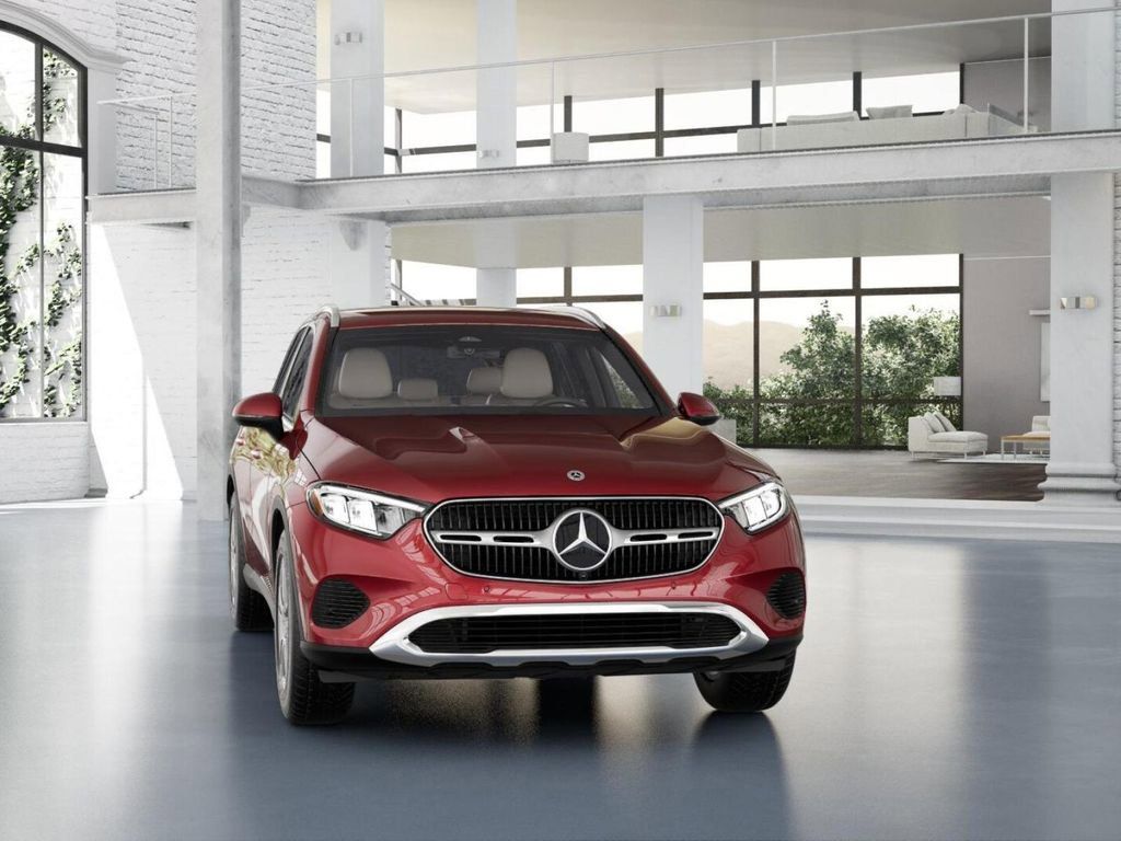 2025 Mercedes-Benz GLC GLC 300 8