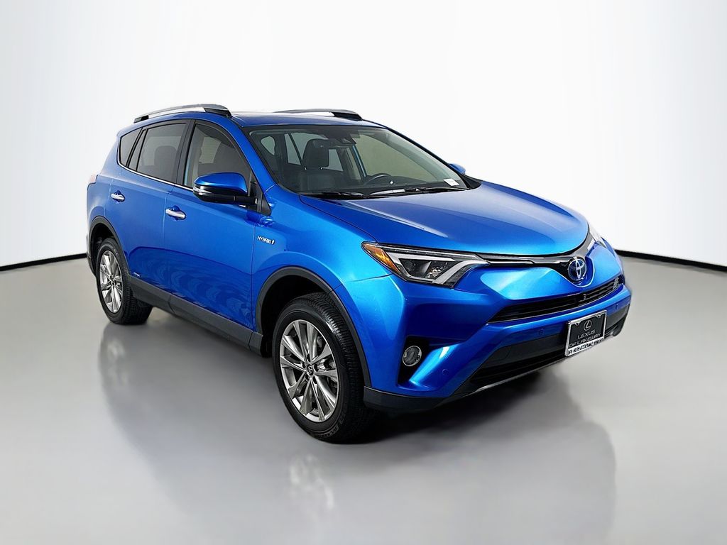 Thumbnail: 2018 Toyota RAV4 - 3